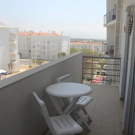 Apartment T1 With Pool